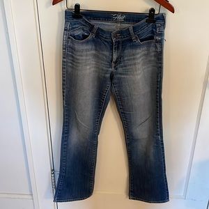 Old Navy Boot Cut Jeans (sz: 4 short)